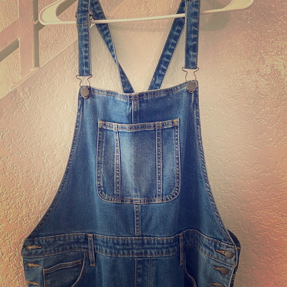 Women’s Denim Overalls- Universal Medium Wash